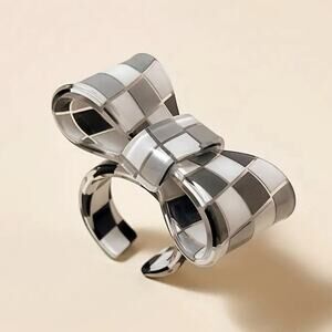 Gray Checkered Acrylic Bow Ring